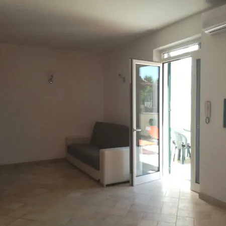 Hot Sun In Casa-blanca! * איסקיה